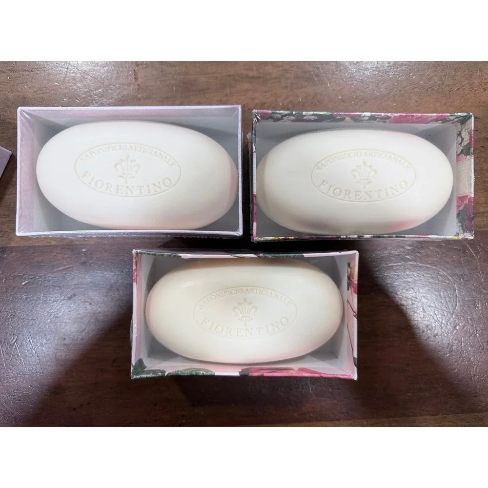 Saponificio Artigianale Fiorentino Italian Rose Scented Soap Set 3 Bars 10.5oz
